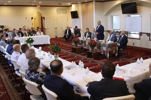 Çavuşoğlu, Miami'de Müslüman toplumun önde gelen isimleriyle görüştü
