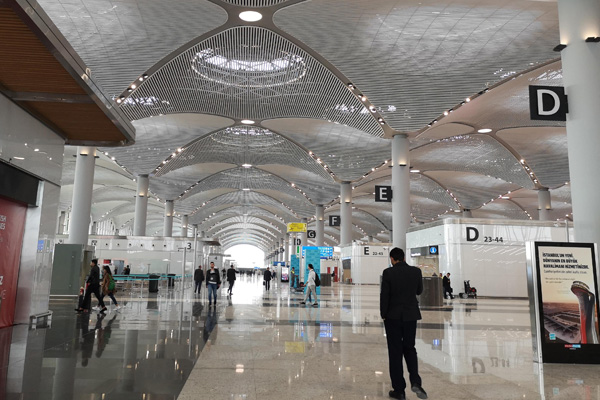 İstanbul Havalimanı’ndan ilk uçuş gerçekleşti