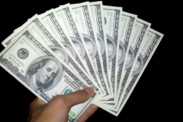 Dolar haftaya yükselişle başladı