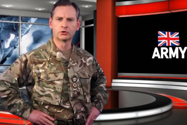 İngiltere Genelkurmay Başkanı alay konusu oldu