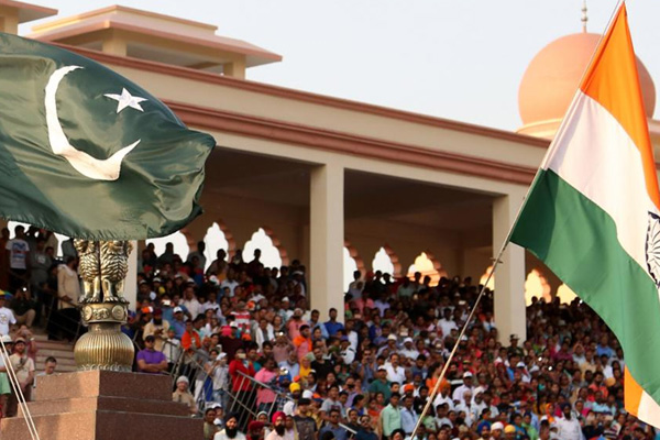 Pakistan: Hindistan gelecek hafta saldırı düzenleyecek