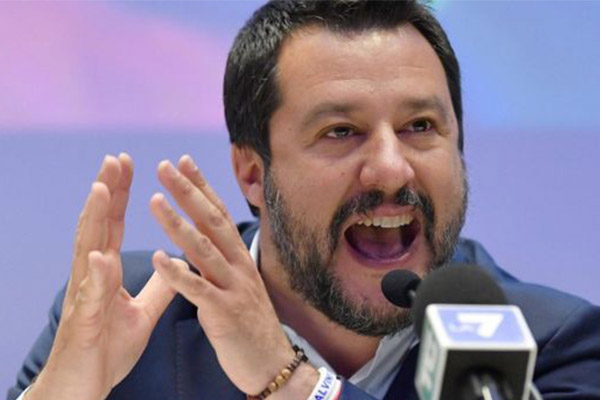 Türkiye düşmanı aşırı sağcılar, İtalya Başbakan Yardımcısı Salvini etrafında toplandılar