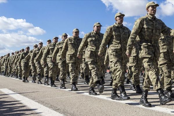 Anayasa Mahkemesinden 'askerlikte yaş' kararı