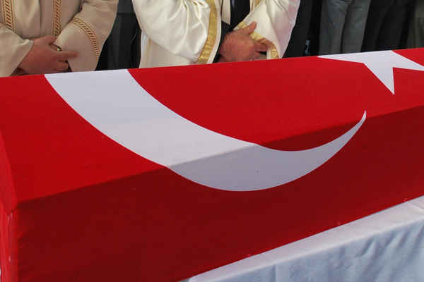 Suriye’de yaralanan asker şehit oldu