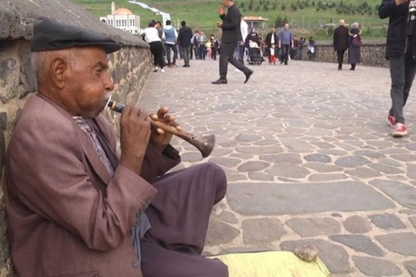 Tarih kokan şehirde bahar bereketi