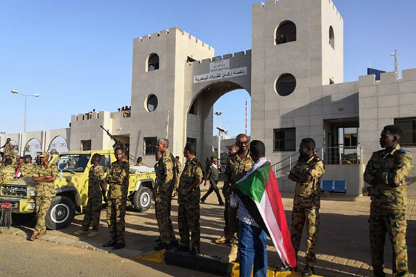 Sudan’daki darbe girişiminin arkasında Mısır'ın olduğu ileri sürüldü