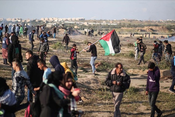 İsrail askerleri Gazze'de Filistinli bir çocuğu öldürdü