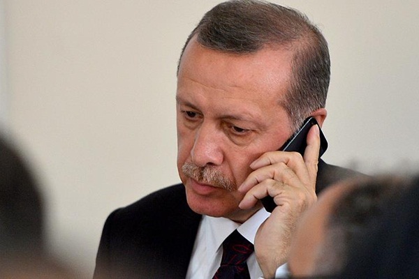 Erdoğan'dan Merkel'e telefon