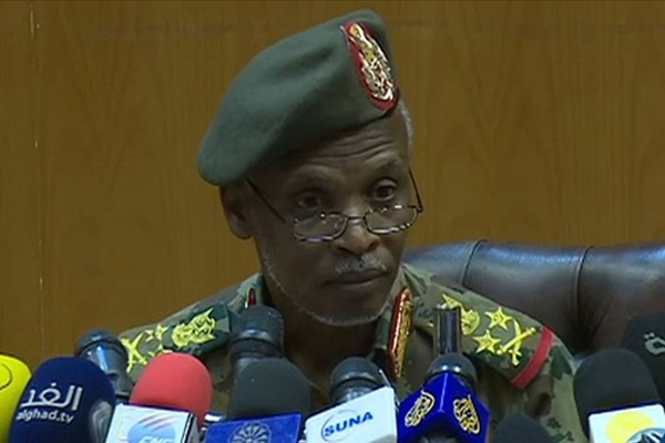 Sudan'da Askeri Geçiş Konseyi'nden Arap devletlere çağrı