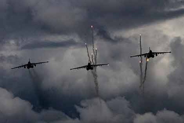 İsrail İran'ı vurdu