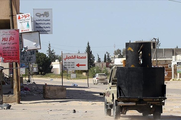 Hafter'e bağlı uçaklar bir okulu hedef aldı