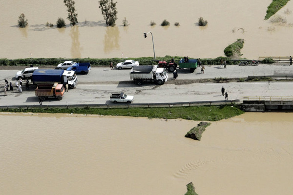 İran'daki sel felaketinde ölü sayısı yükseliyor