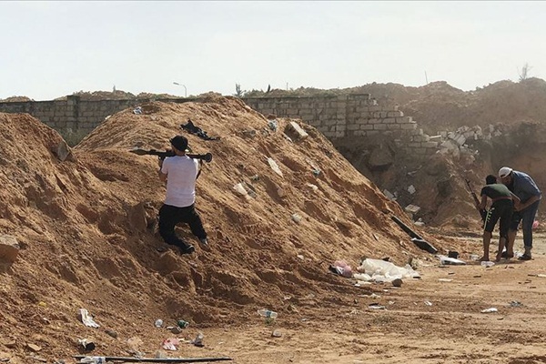 'Libya'da UMH güçleri Hafter'e bağlı savaş uçağını düşürdü'