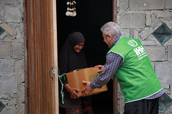 İHH, Ramazan’da 120 ülke ve bölgede