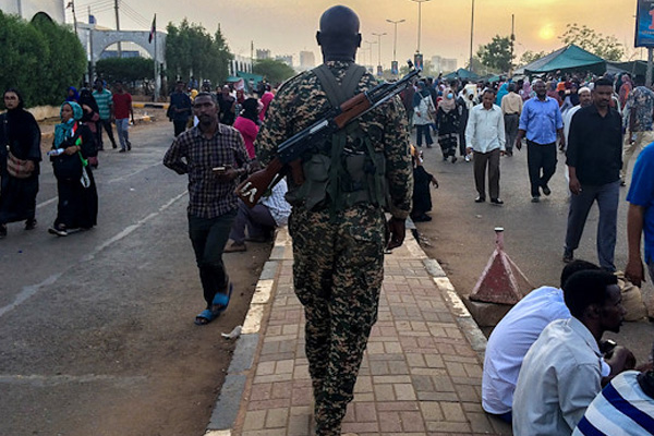 Sudan'da hükümet kurumlarına varlıklarını açıklama zorunluluğu