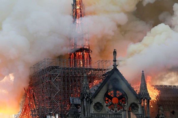 'Notre Dame’ın kuleleri Fatih için 'Kızıl Elma' idi ve hayali sancağını bu kulelere dikmekti'