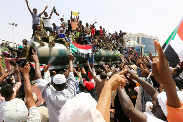 Sudan devriminin öne çıkan aktörü: 'Sudan Meslek Odaları'