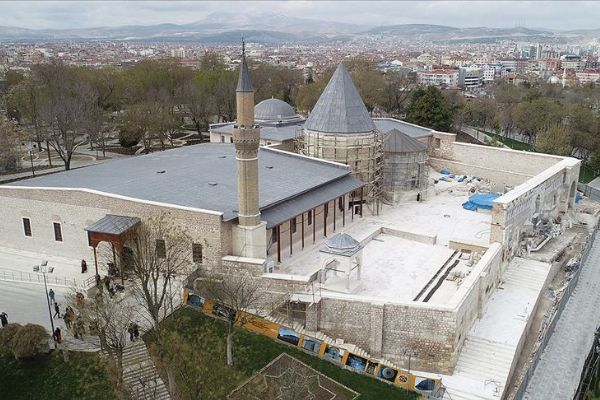 Selçuklu sultanlarının kabrinde kapsamlı restorasyon