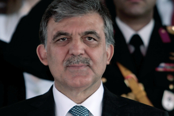 Abdullah Gül’den saldırıya tepki: Siyaset diline hakim nefret söylemi umarım fark edilir
