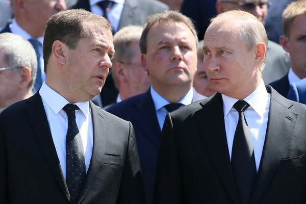 Medvedev'den Ukrayna mesajı