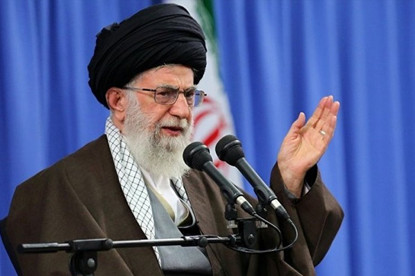 Hamaney: Petrol ihraç etmeye devam edeceğiz