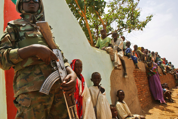 Sudan Askeri Geçiş Konseyi'nin 3 üyesi istifa etti