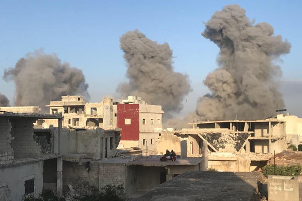 İdlib’e saldırılar sürüyor: 5 sivil öldü