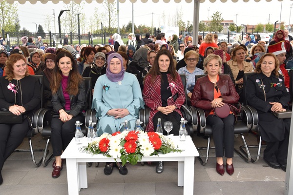 BALMEK’in Yıl Sonu Sergisi Açıldı