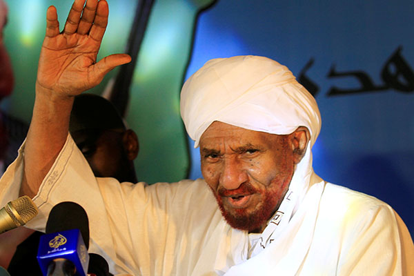 Sadık el Mehdi’den eylemcilere çağrı: Talepler karşılanıncaya kadar oturma eylemini sürdürün