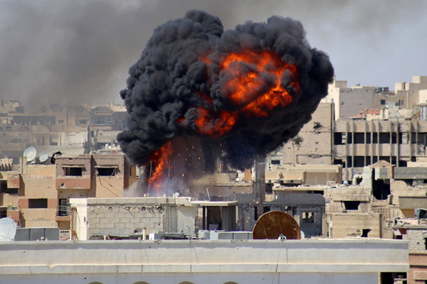 Rejim güçleri İdlib'de sivilleri hedef alıyor