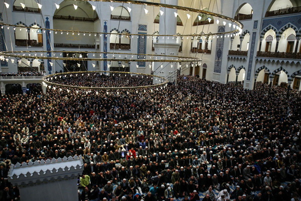Sabah namazı buluşmaları finali Çamlıca Camisi'nde gerçekleşti