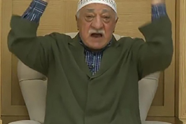 Gülen'in sohbetlerindeki 'kılıç' şifresi