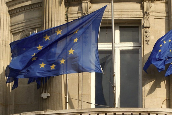 AB'den kritik Myanmar kararı