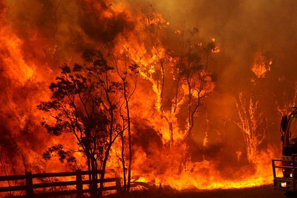 İran'da otoban tünelinde yangın: 3 ölü