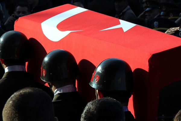 Fırat Kalkanı’ndan acı haber: 1 şehit, 3 yaralı