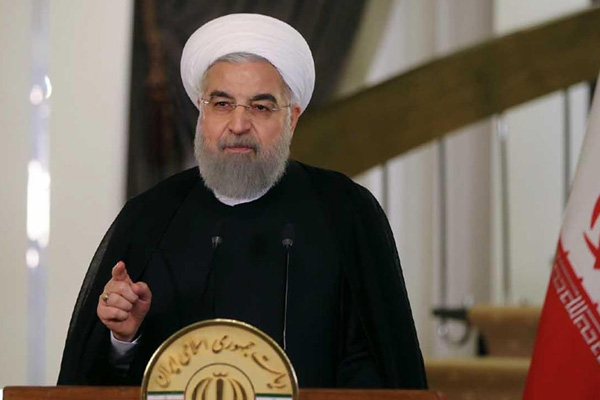 Ruhani'den petrol açıklaması