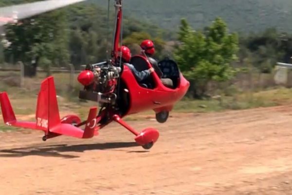 Bu okul başarılı öğrencilerini 'uçuruyor'