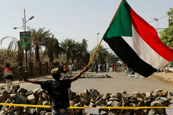 Sudan'da uzlaşı için ara buluculuk komitesi kuruldu