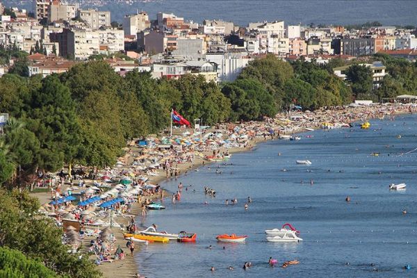Tatilci de turizmci de 'bayram edecek'