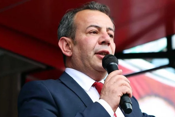 İçişleri Bakanlığı'ndan Bolu Belediye Başkanı Özcan hakkında soruşturma