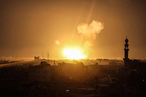 İsrail'den Gazze'ye hava saldırısı