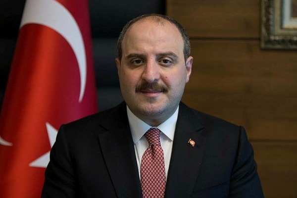 Bakan Varank, AA'ya 'geçmiş olsun' dileğinde bulundu