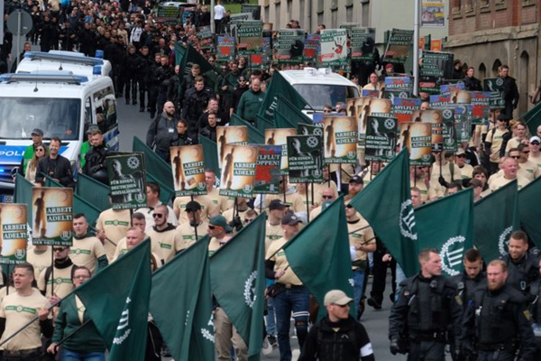 1 Mayıs Almanya'da Neonazi gövde gösterisine dönüştü