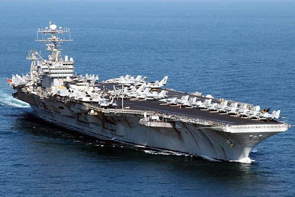 ABD,İran'a gözdağı vermek için uçak gemisi gönderiyor