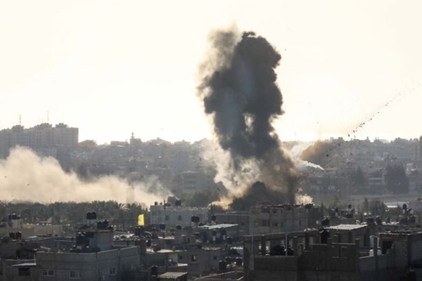 Irak İsrail'in Gazze saldırısının 'suç' sayılmasını istedi