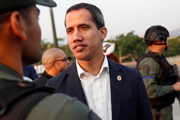 Venezuela'da darbe girişimine katılan vekillerin dokunulmazlığı kaldırıldı