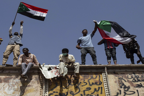 Sudan’da askeri konsey muhalefetin taleplerini reddetti