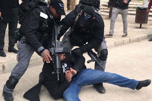 İsrail'in mart ve nisan bilançosu: 905 gözaltı