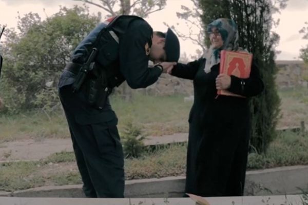 Jandarma Genel Komutanlığından Anneler Günü videosu