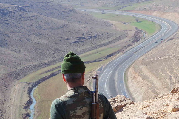 Şırnak'ta bombalı tuzak: 3 korucu yaralı